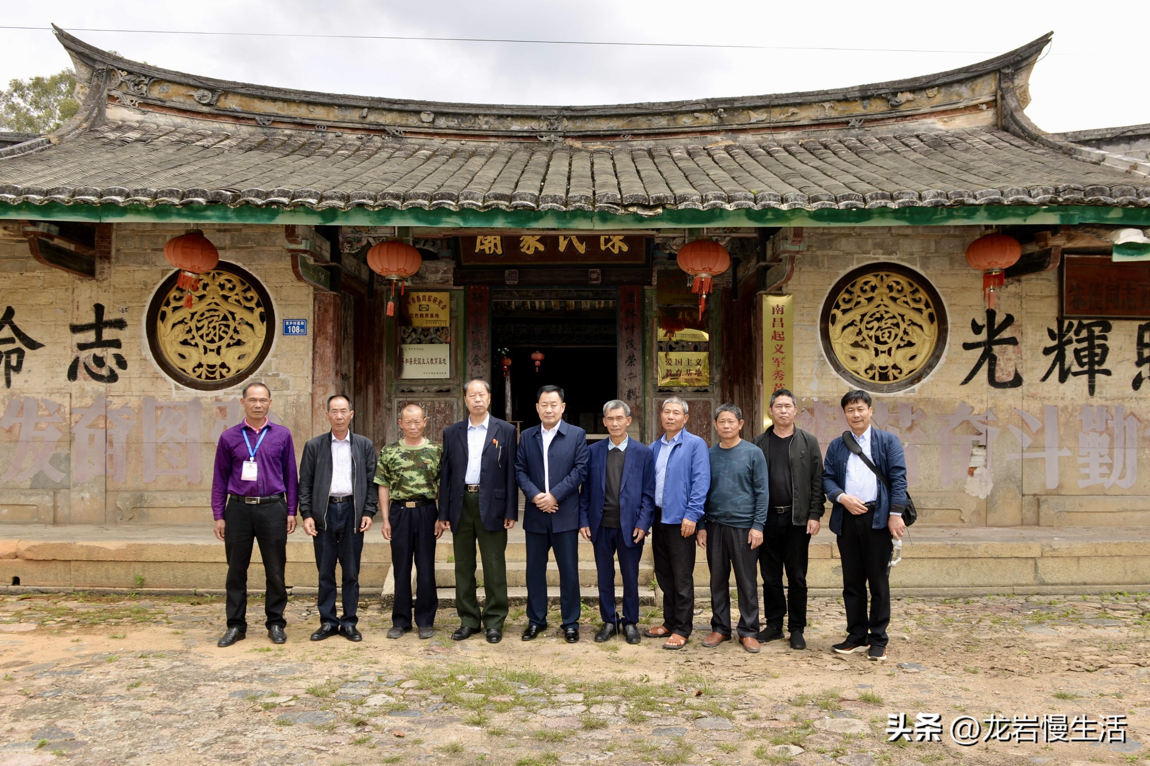 公交司机最新调查，驶向自然美景，探寻内心平和与宁静之旅