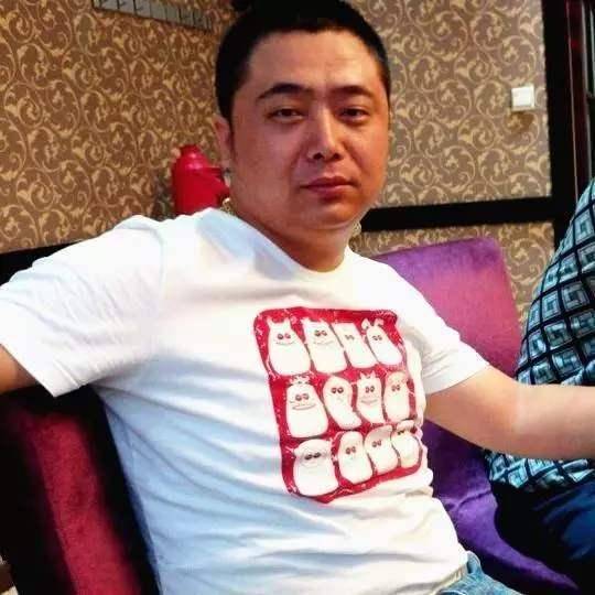 MC洪磊最新喊麦，科技潮流引领者，重塑未来生活体验！
