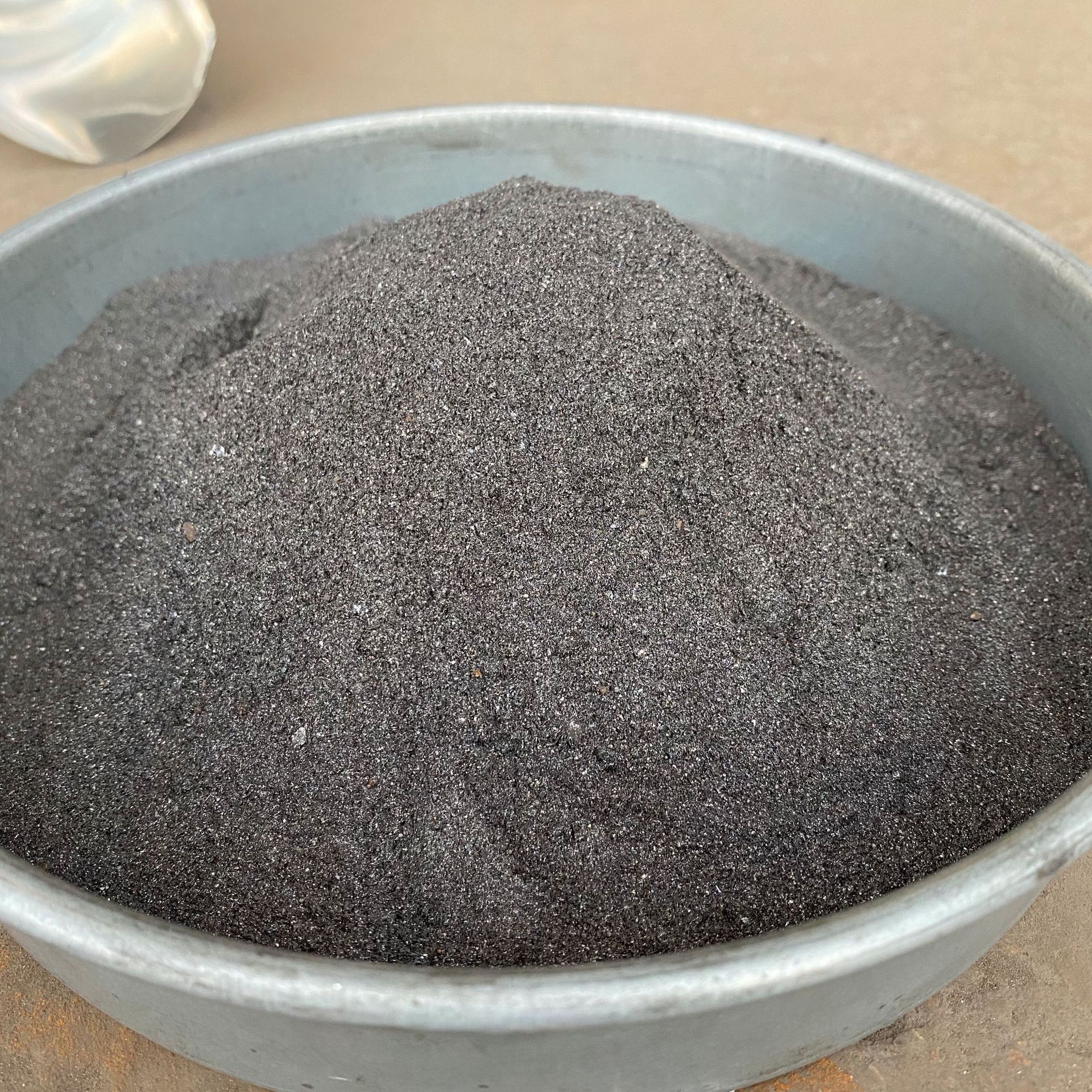 辽宁铁精粉最新价格揭秘，小巷中的隐秘宝藏